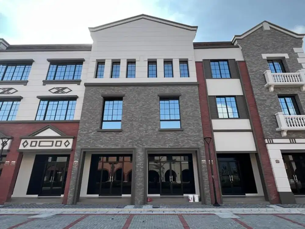 Ruko Osaka PIK 2 DISEWA Ukuran 4,5x15 3 Lantai Kosongan Lokasi Bagus