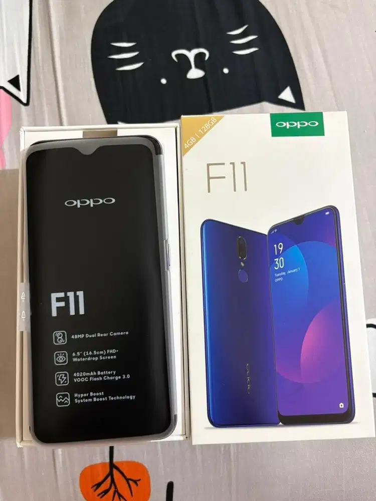 Oppo F11 4GB/128GB Warna Putih Mutiara