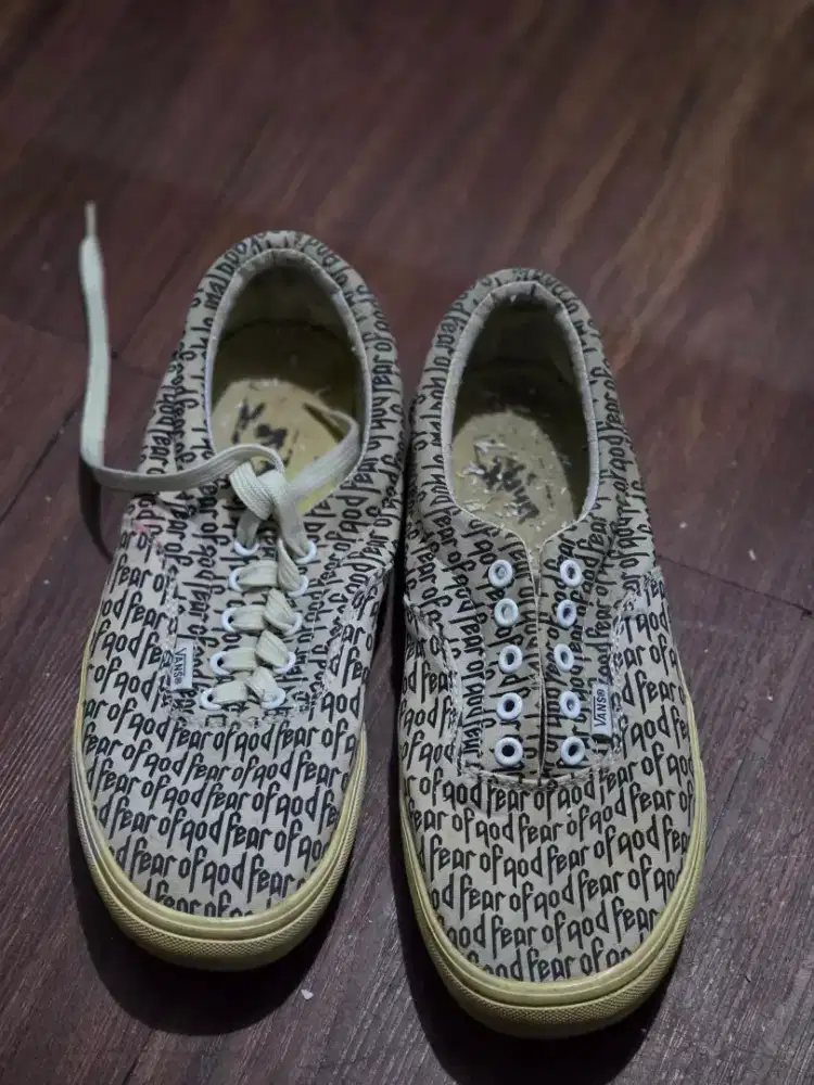 Sepatu Vans Fear of God Size 43 Gratis