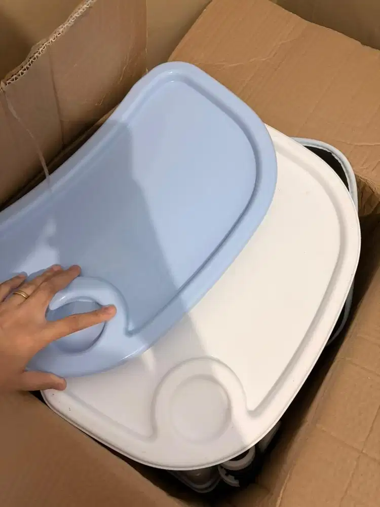 Dijual Baby Chair dan baby bather sugar baby