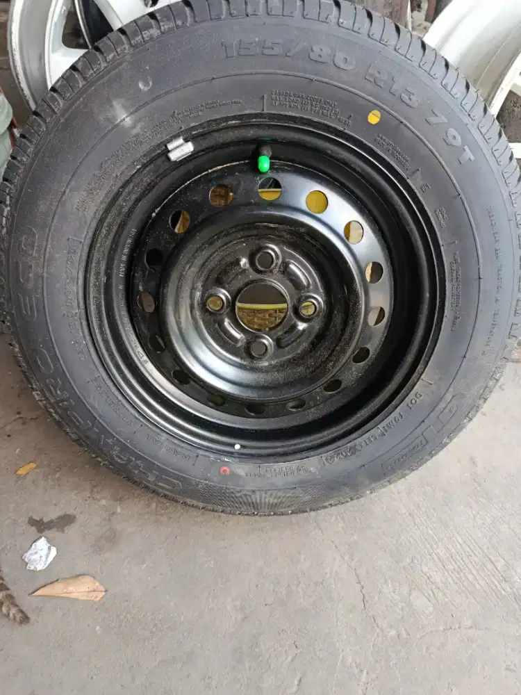 Velg Ban Mobil Serep Daihatsu Ayla R13 Pcd 4x100 Nik 2022