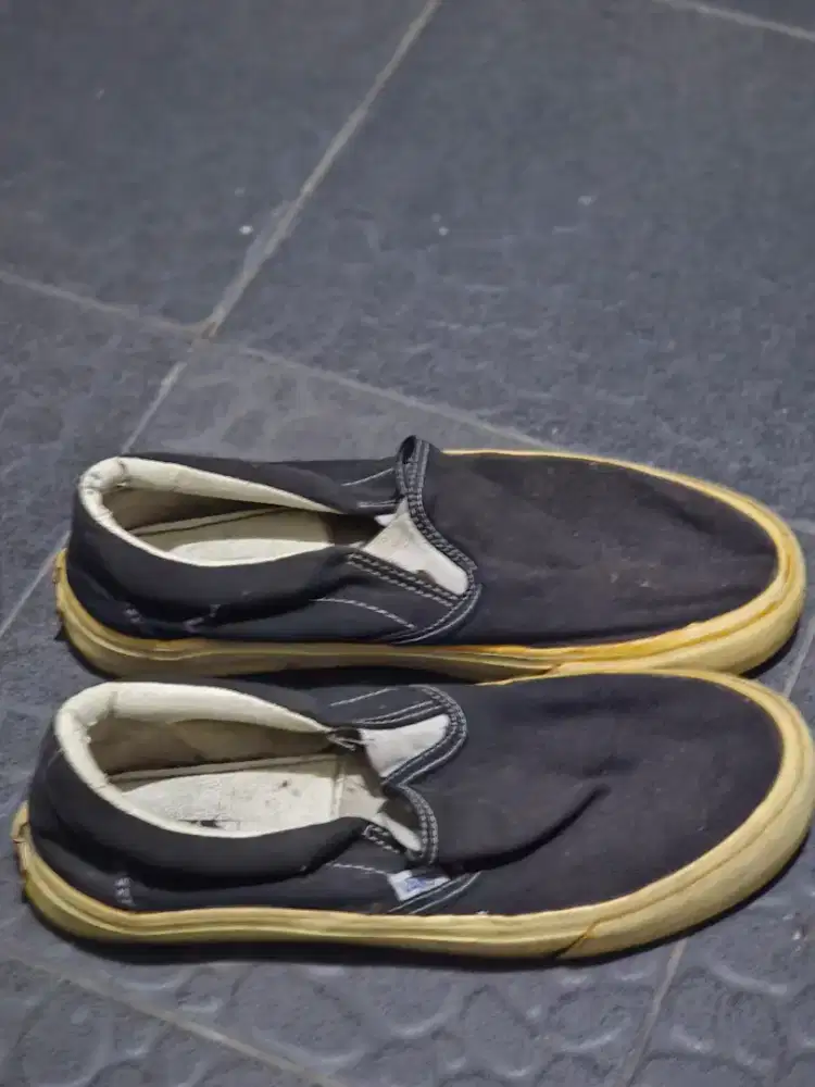 Sepatu Vans Size 43 Gratis