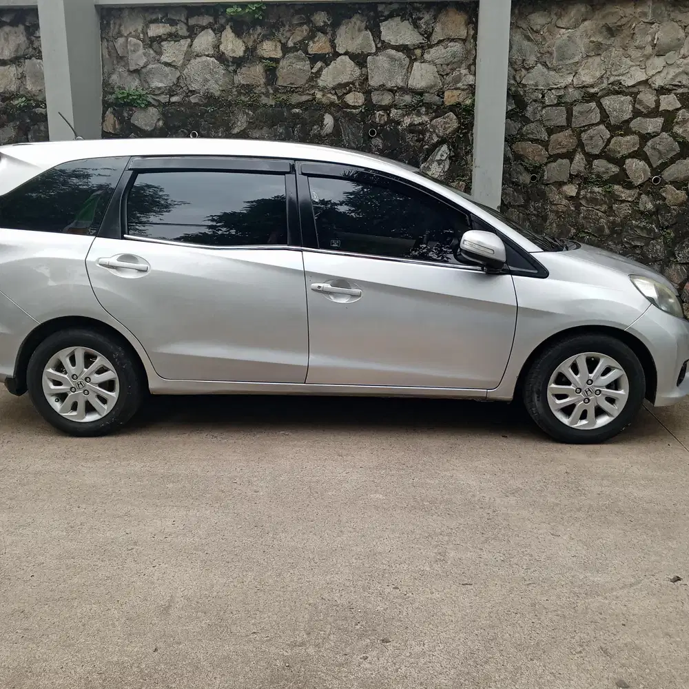 Honda Mobilio 2014 Bensin