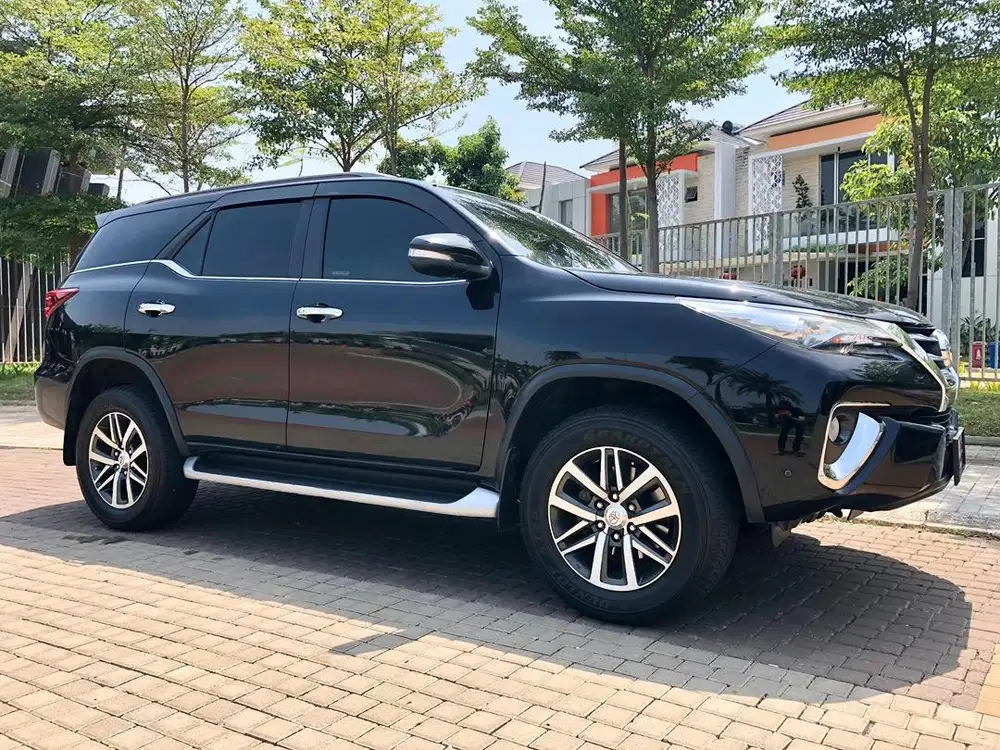 Toyota Fortuner 2.7 SRZ Bensin Matic 2017