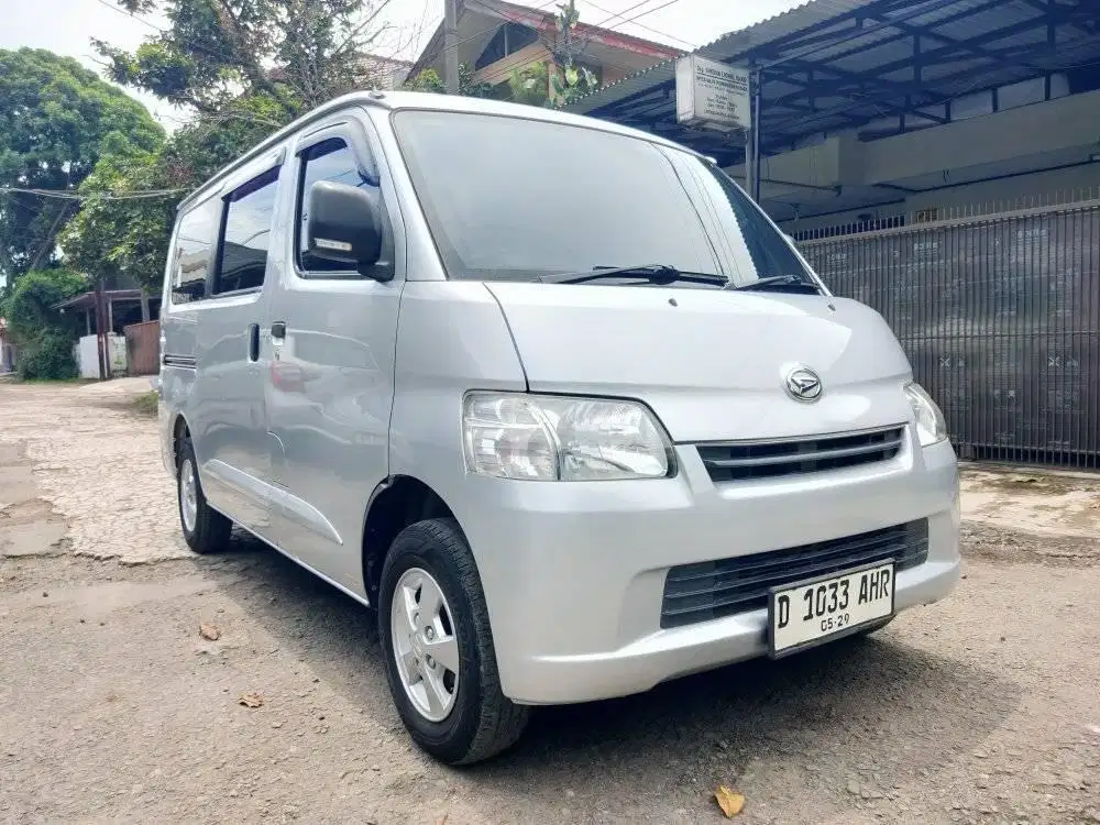 DAIHATSU GRANMAX MB 1.3 AC 2019 SILVER ,TERAWAT DENGAN BAIK SIAP PAKAI