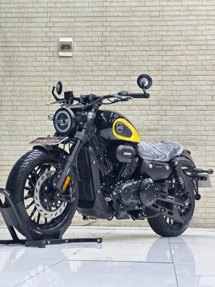 KEEWAY BENELLI BENDA V252C 2023 PMK 2024 - Chintia Mustika