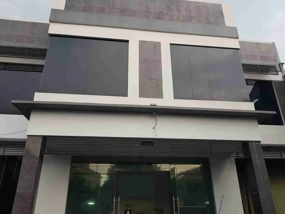 Dijual Gedung Perkantoran 3 Lantai – Siap Pakai & Strategis di Jakarta Selatan