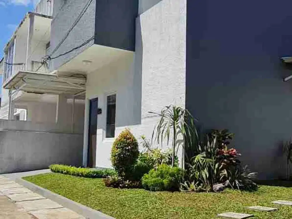 Rumah cantik minimalis dijual di Kopo Permai