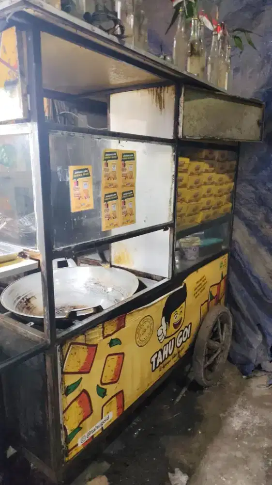Dijual. Gerobak tahu go