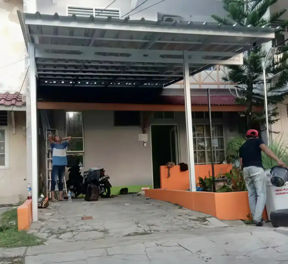 Kanopi baja ringan dan garasi