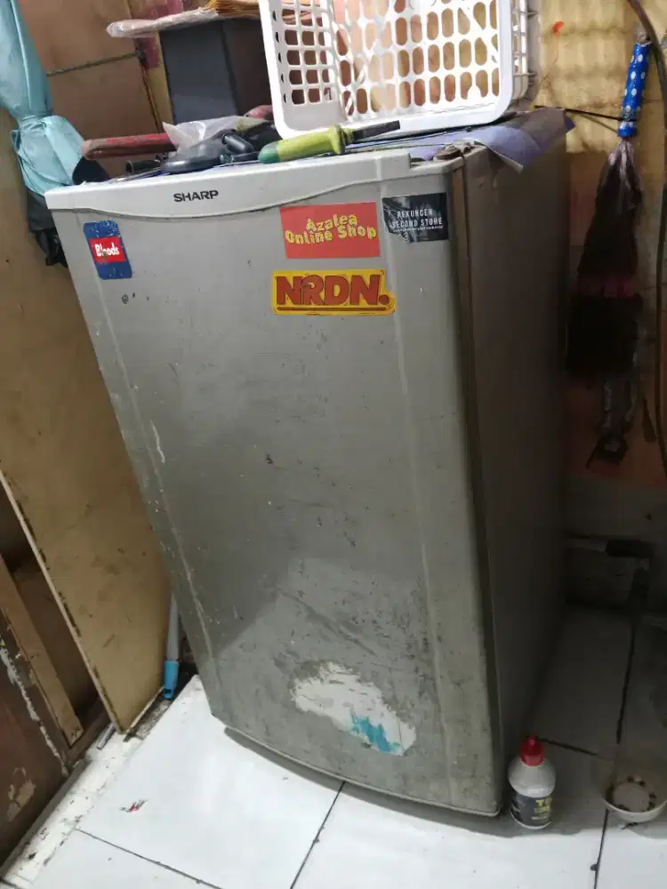 Kulkas Sharp 1pintu minus