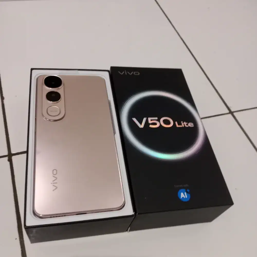 VIVO V50 LITE 8/256GB GOLD FULLSET GRS RESMI NORMAL