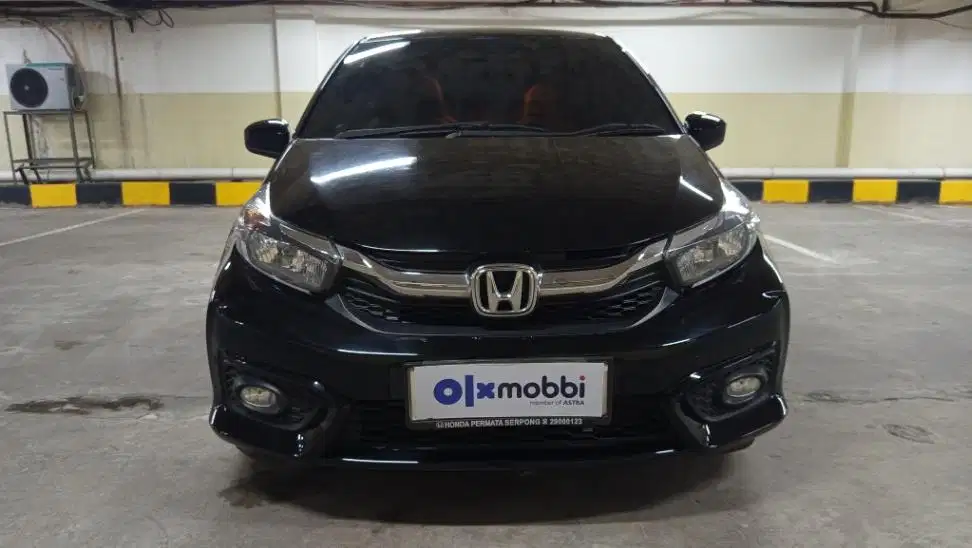 DP MURAH Honda Brio Satya 1.2 E Bensin-AT 2022 Hitam CEZMB