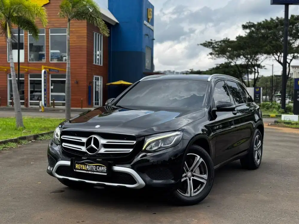 BEST CONDITION!! Mercy GLC 250 Exclusive AT 2017