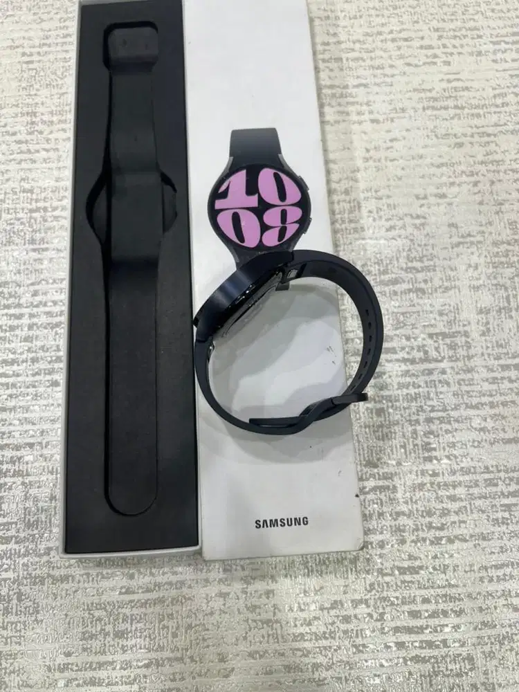Samsung watch 6 40.mm like new