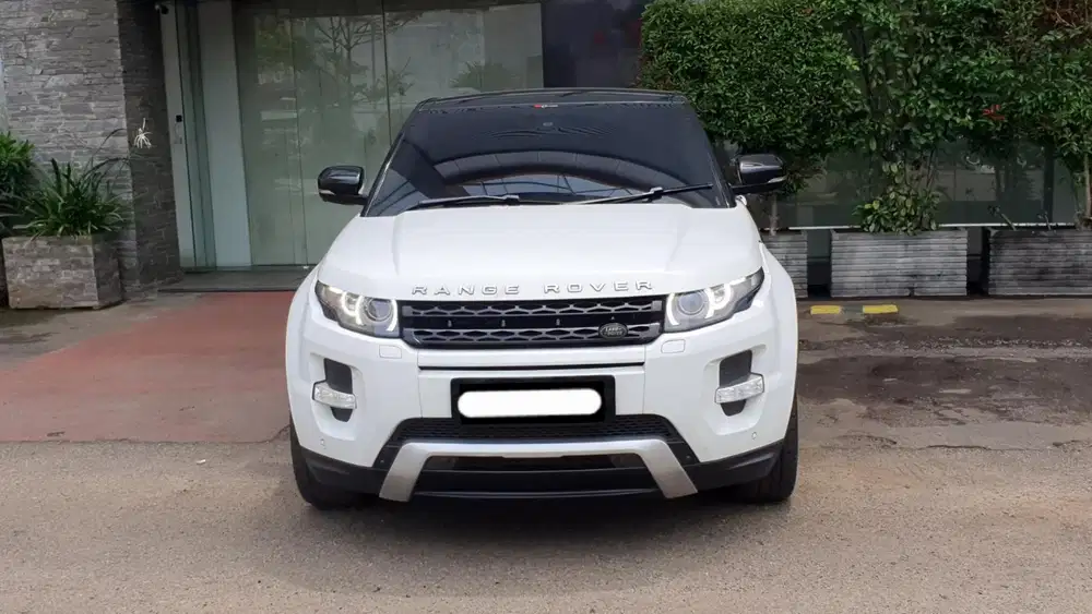 Range rover evoque dynamic luxury 2013 putih