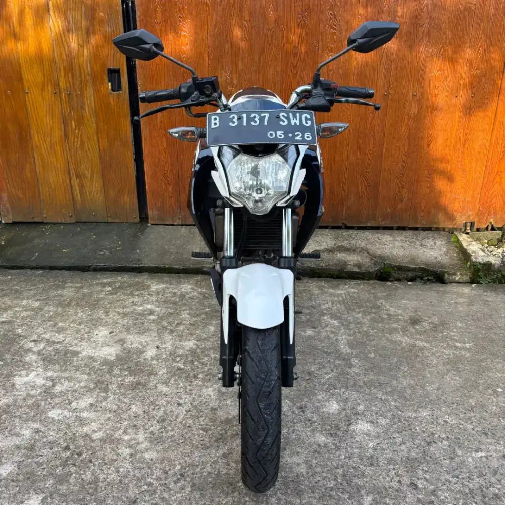 YAMAHA VIXION ADVANCE 2015 KONDISI ISTIMEWA TERAWAT MESIN SEGEL