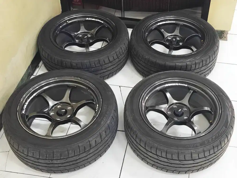 Velg Advan Racing R18 RG D2 PCD 5 Innova Reborn 2GD 2KD Cumi Darat SSW