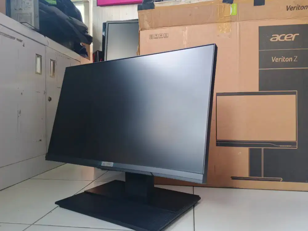 PC All In One Acer Veriton Z4 Layar Putar Mulus Like New Model Baru
