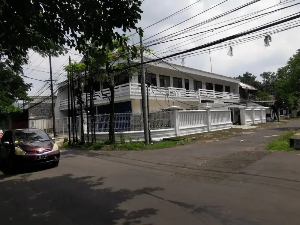 Ruko/Tempat Usaha Di Raya Rungkut Asri Cocok Untuk Kantor, Komersial Sebelah Pasar Soponyono