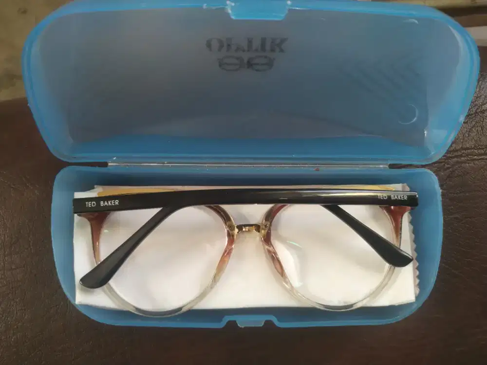 Jual kacamata minus dan lensa