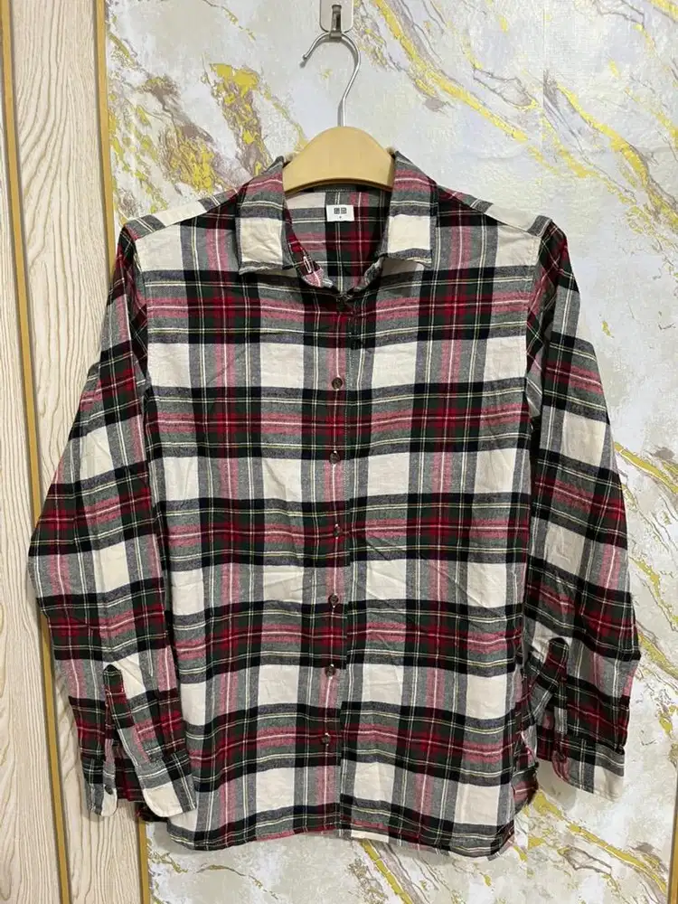 Uniqlo Kemeja Flanel Pria