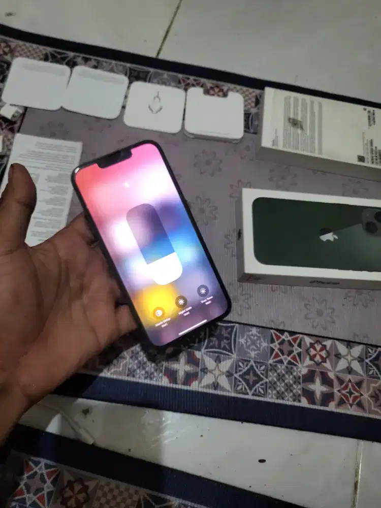 Iphone 13 128 ibox ijo armi mulus bh saya servis bawaan masih aweet