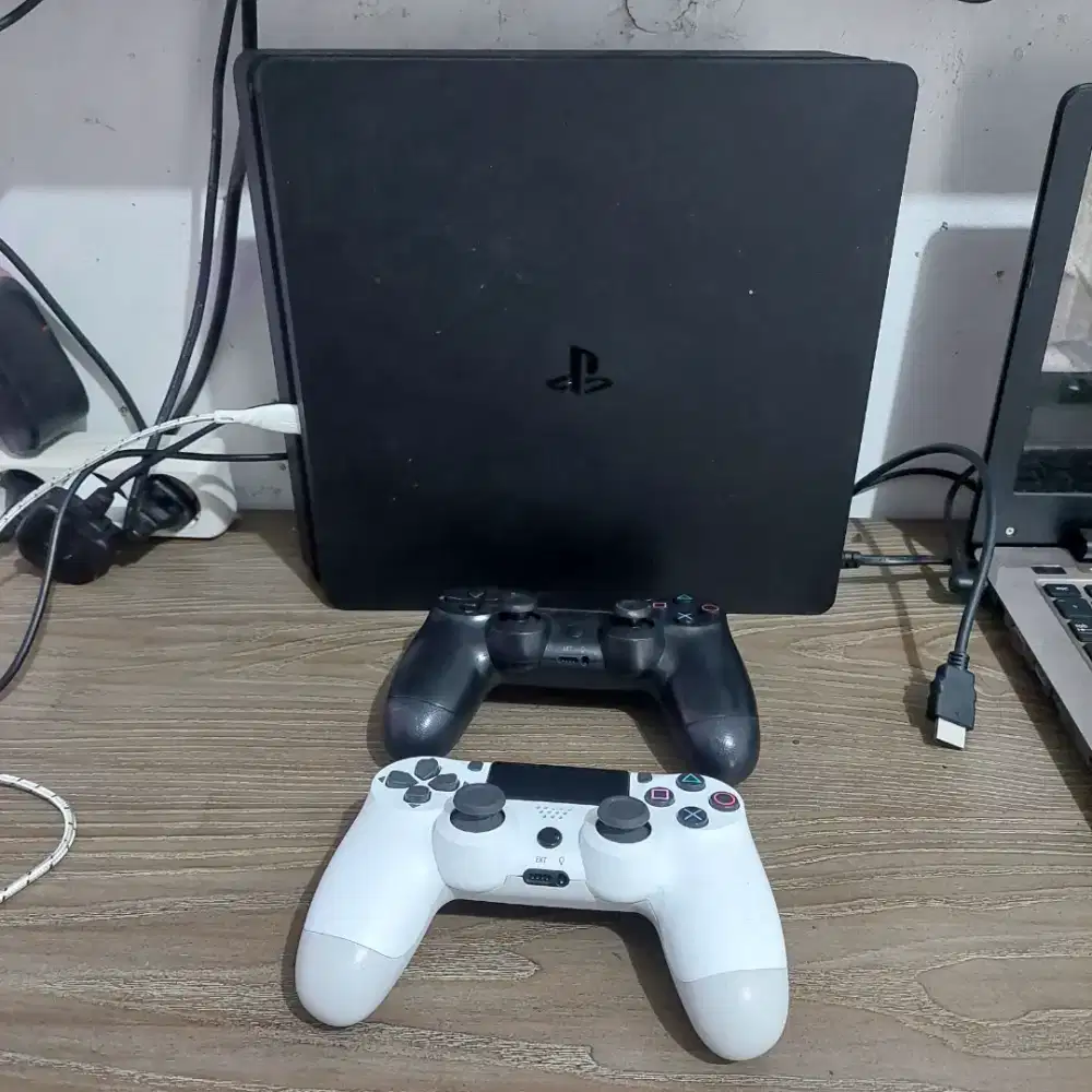 PS 4 Slim 1Tb full game