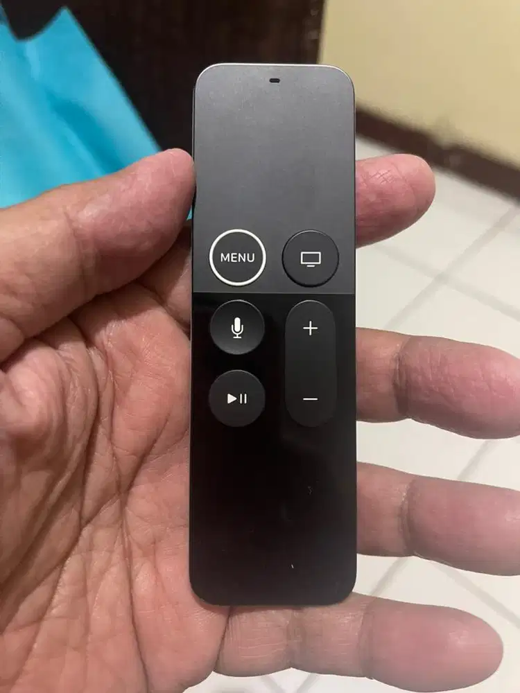 Apple Remote TV 4K 1st Gen charger Lightening
