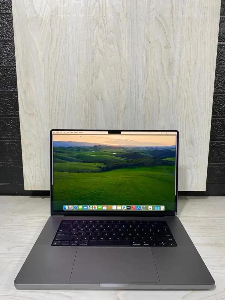 Macbook Pro M1 Max 2021 16inc RAM 32gb SSD 512gb