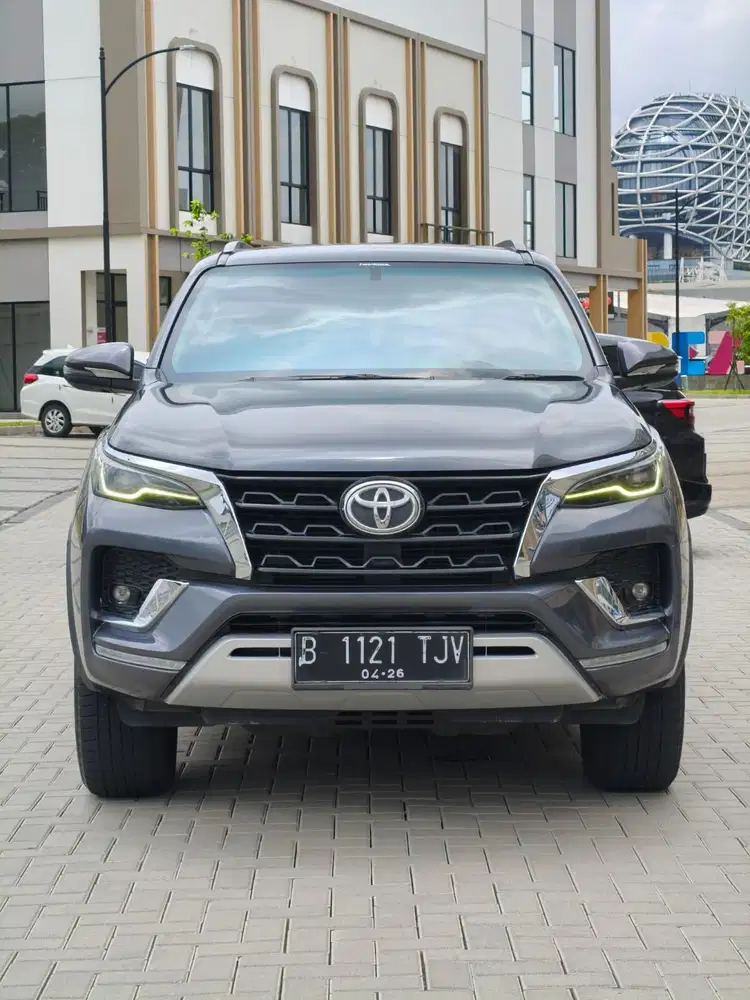 TOYOTA FORTUNER VRZ 2.4 DIESEL AT 2021