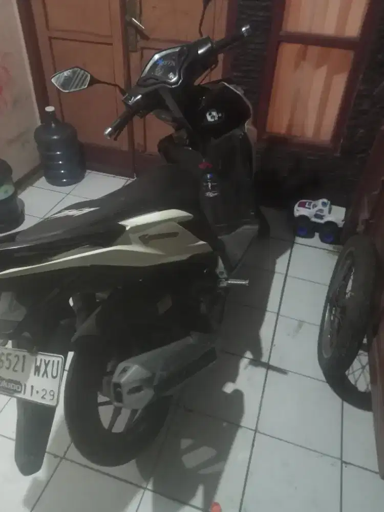 Vario 125 old 2014
