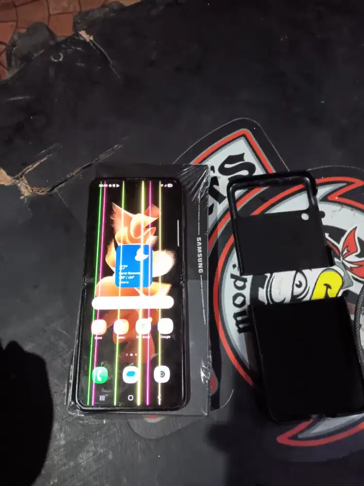 SAMSUNG Z FLIP 3 5G 8/256 SEIN FULLSET