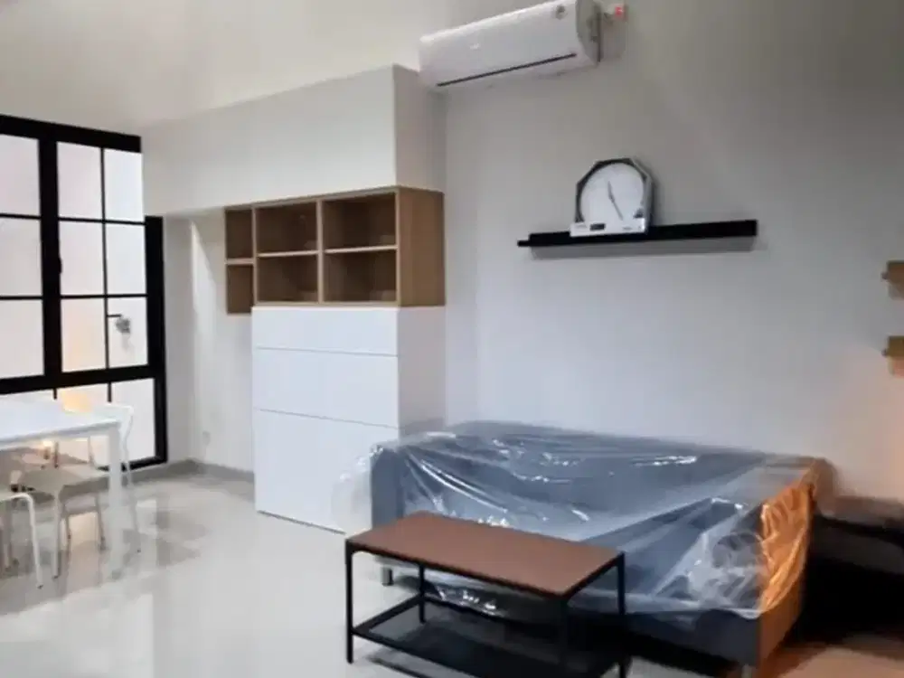 WHITE HOUSE DIAN ISTANA