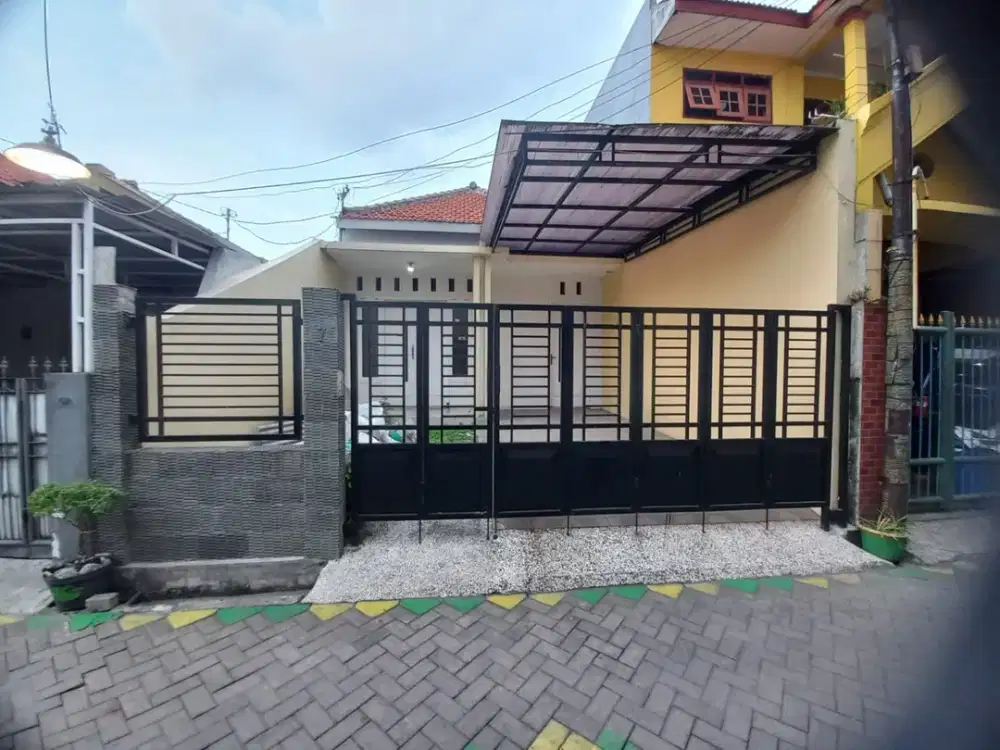 Dijual Rumah Murah Siap Huni Dekat Masjid Agung Lokasi Jambangan Surabaya Selatan