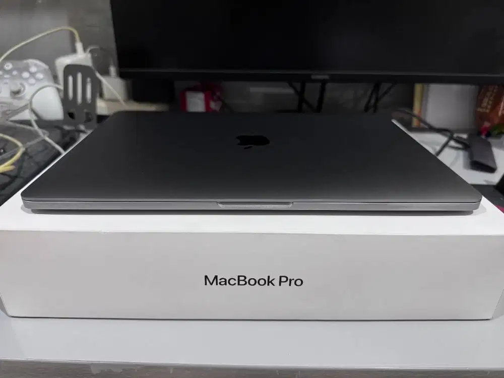 MacBook Pro 2020 i5 13 Inch TouchBar 512GB