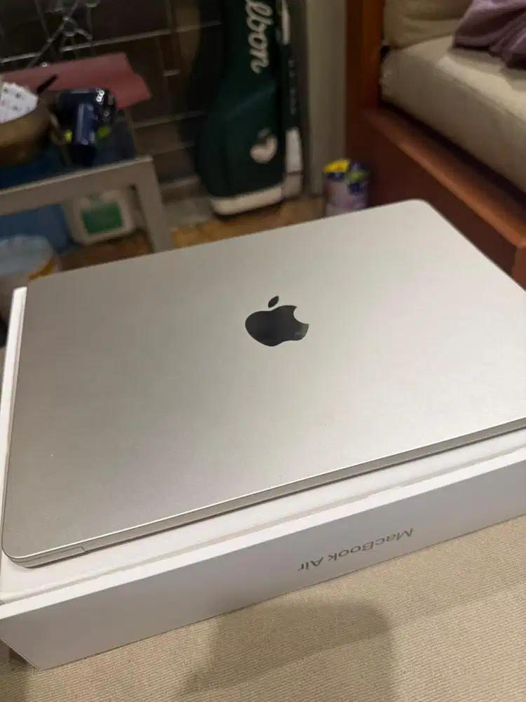 MACBOOK AIR M4 16/512GB IBOX GARANSI ON