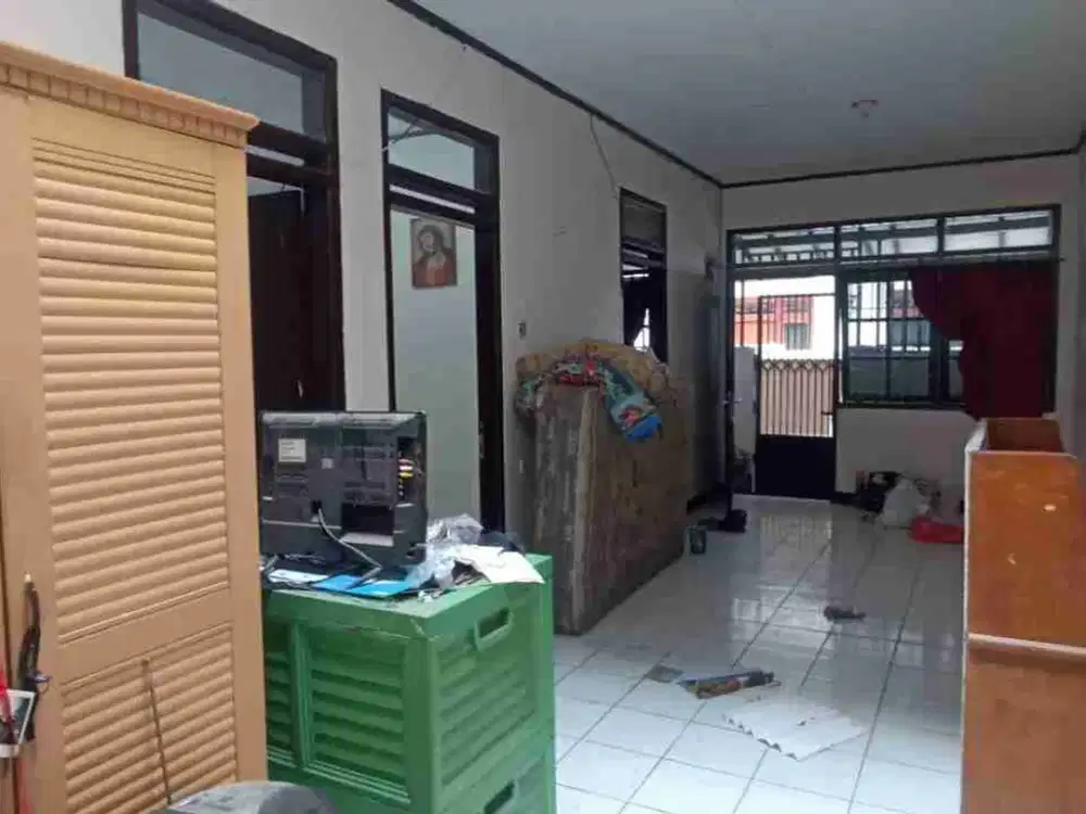 DISEWAKAN RUMAH PAGARSIH 
DI GANG TIDAK MASUK MOBIL