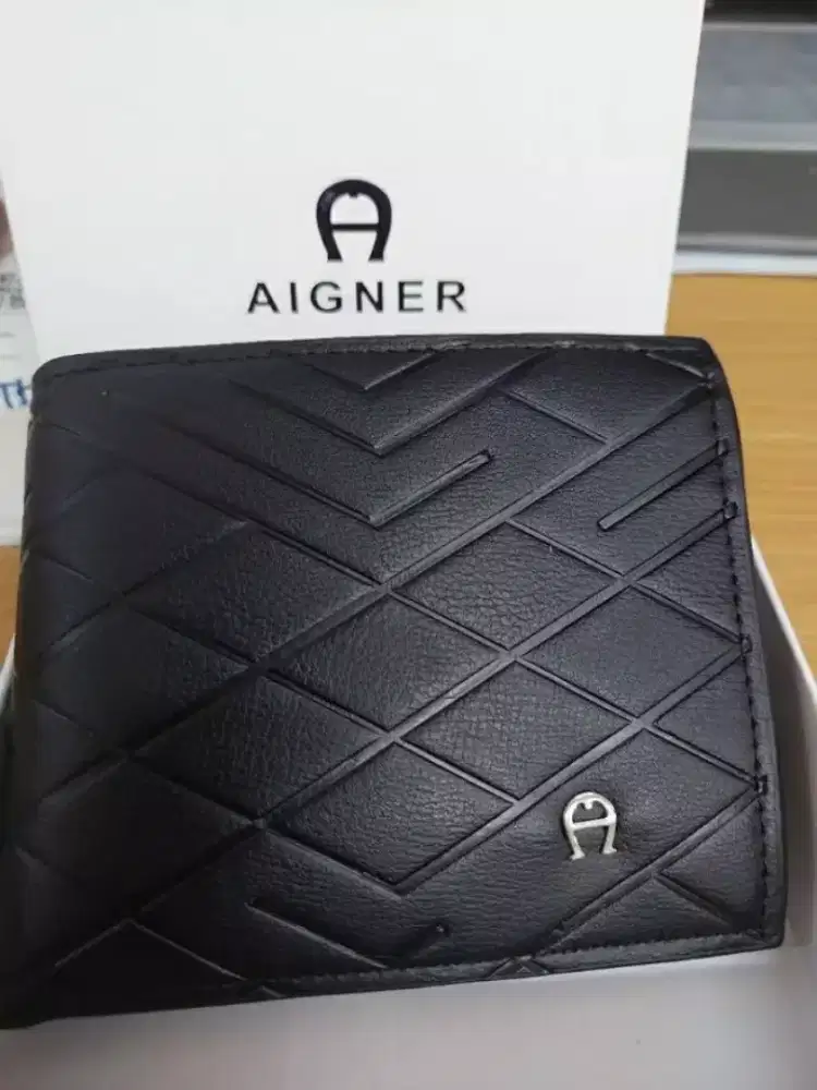 Dompet Lipat Pria Baru lengkap Box