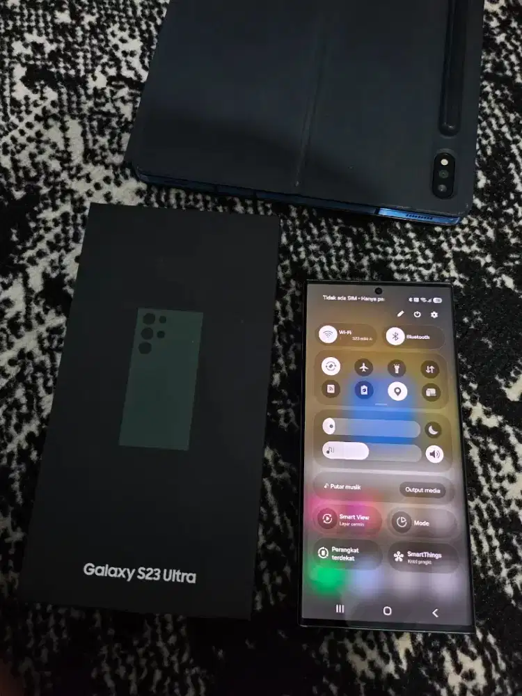 Samsung s23 ultra 12/256 sein