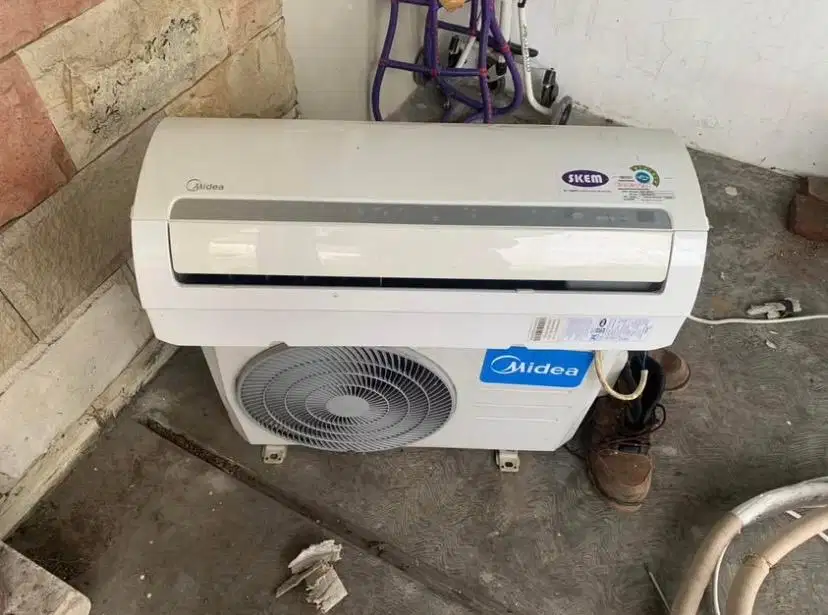 AC MIDEA 1/2 PK PLES PASANG