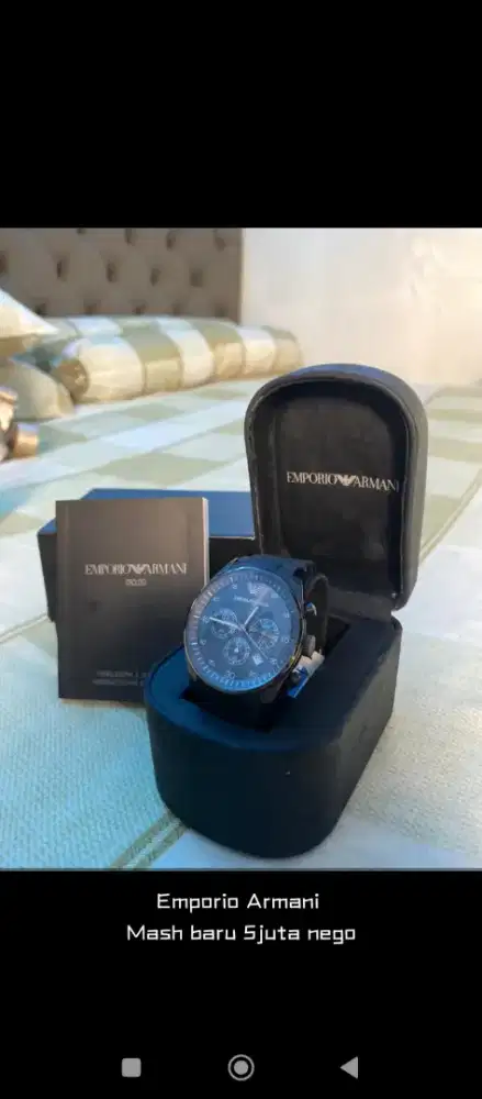 Jam ori e mporio Armani cronograph