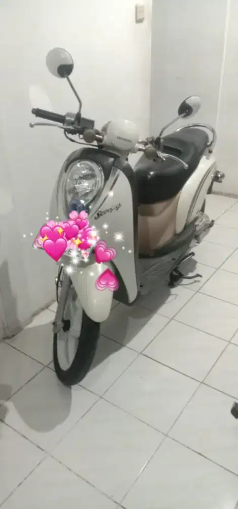 HONDA SCOOPY 2011 BAGUS BANGET SEKALI LIHAT DAN COBA INSYAALLAH SUKA