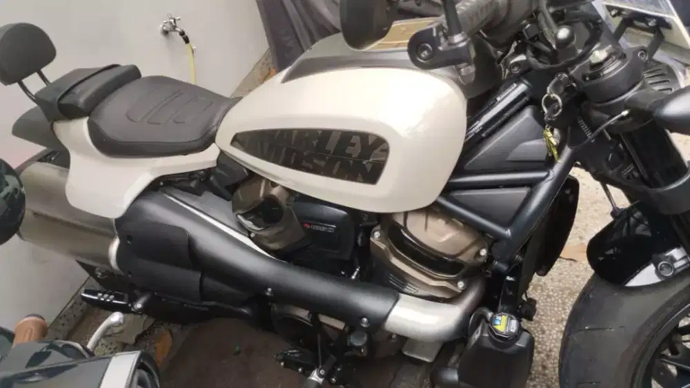 Harley Davidson Sportster S ,km low under 1000