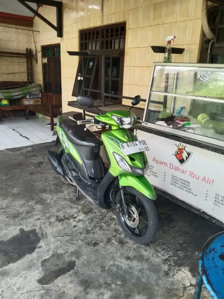 YAMAHA MIO SMILE TAHUN 2011 WARNA HIJAU