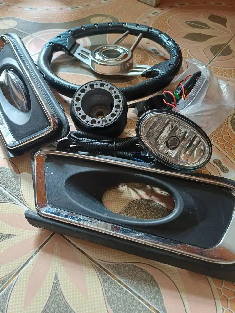 Sperpat mobil masih baru Stir palang 3 boskiit lampu brio 2018