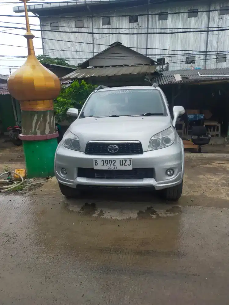 Rush 2013 kondisi mulus sesuai foto mesin kering jual santai