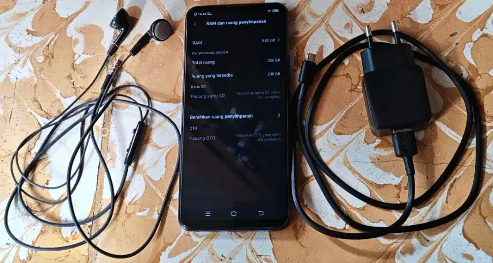 Di jual hape seken tinggal pakek ..
