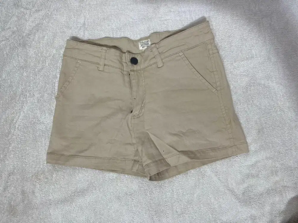 Celana panjang berbahan jeans dan kain preloved 100 rb