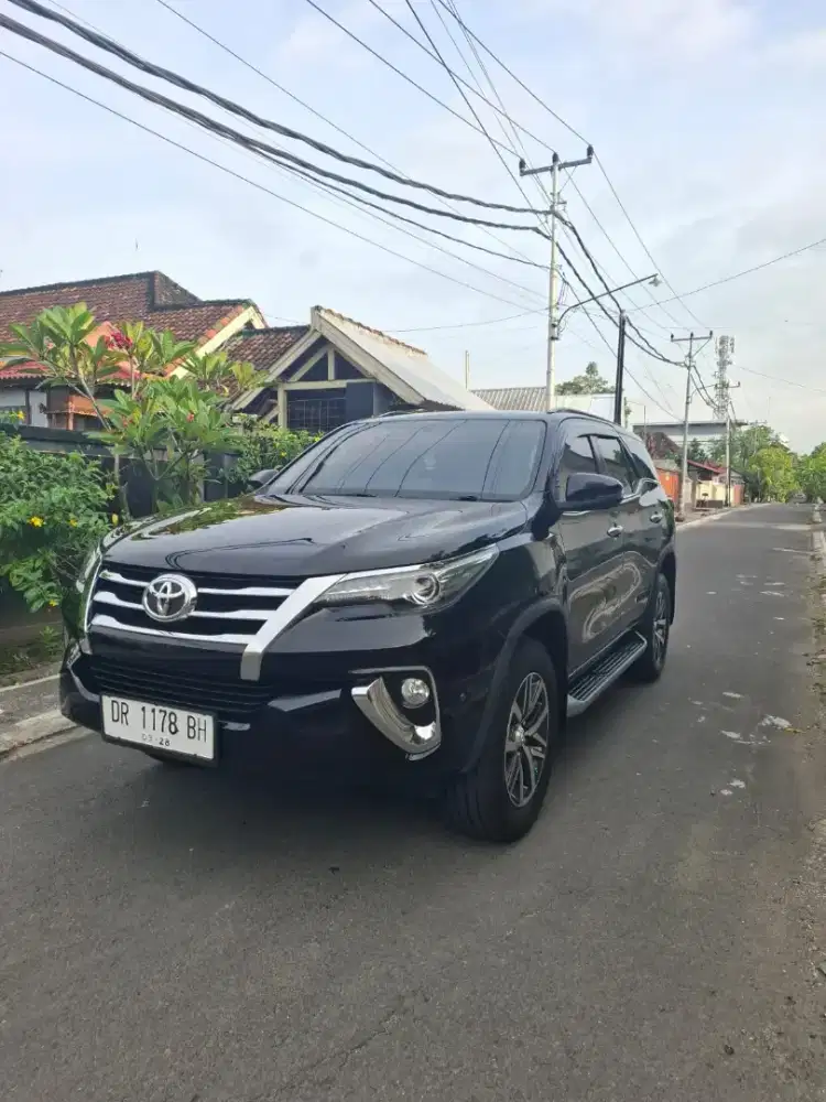 FORTUNER 2.4 VRZ 2018 Automatic